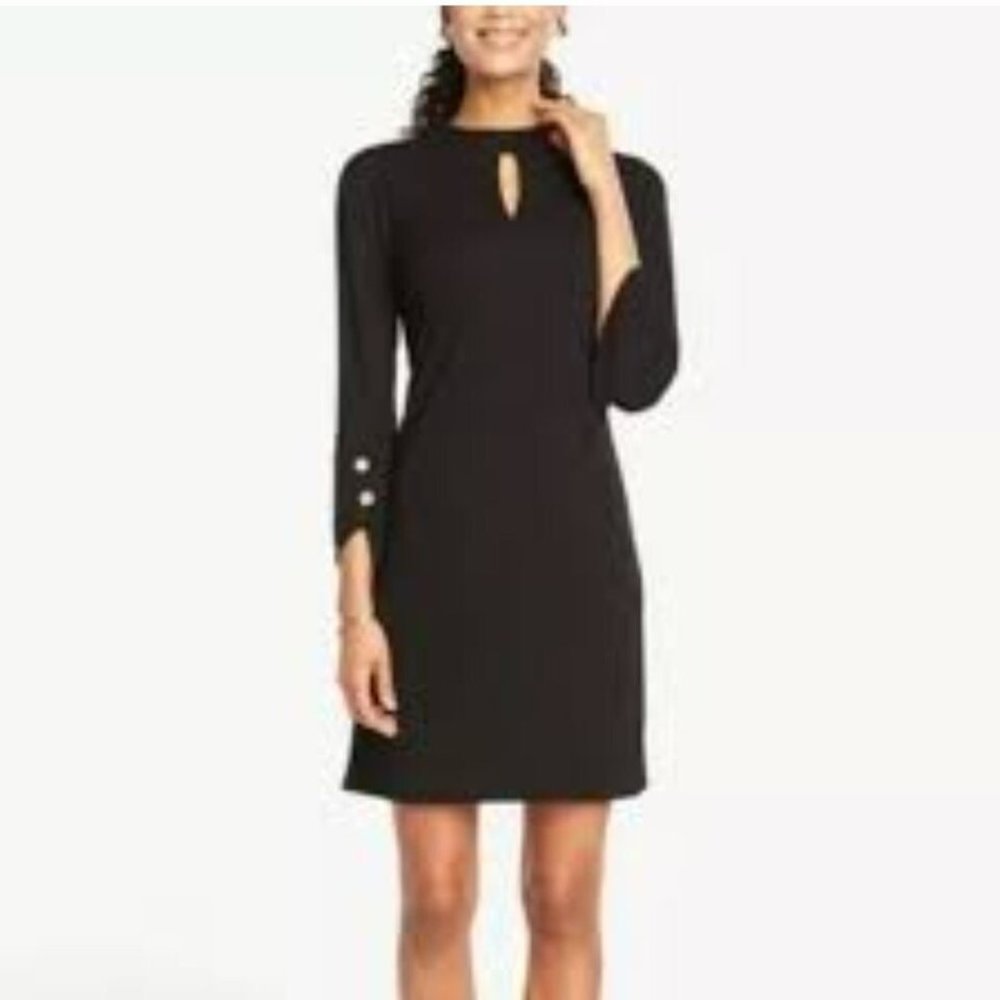 ANN TAYLOR BLACK FRONT BACK KEYHOLE LONG BELL BUTTON SLEEVES DRESS SIZE: XS NWT